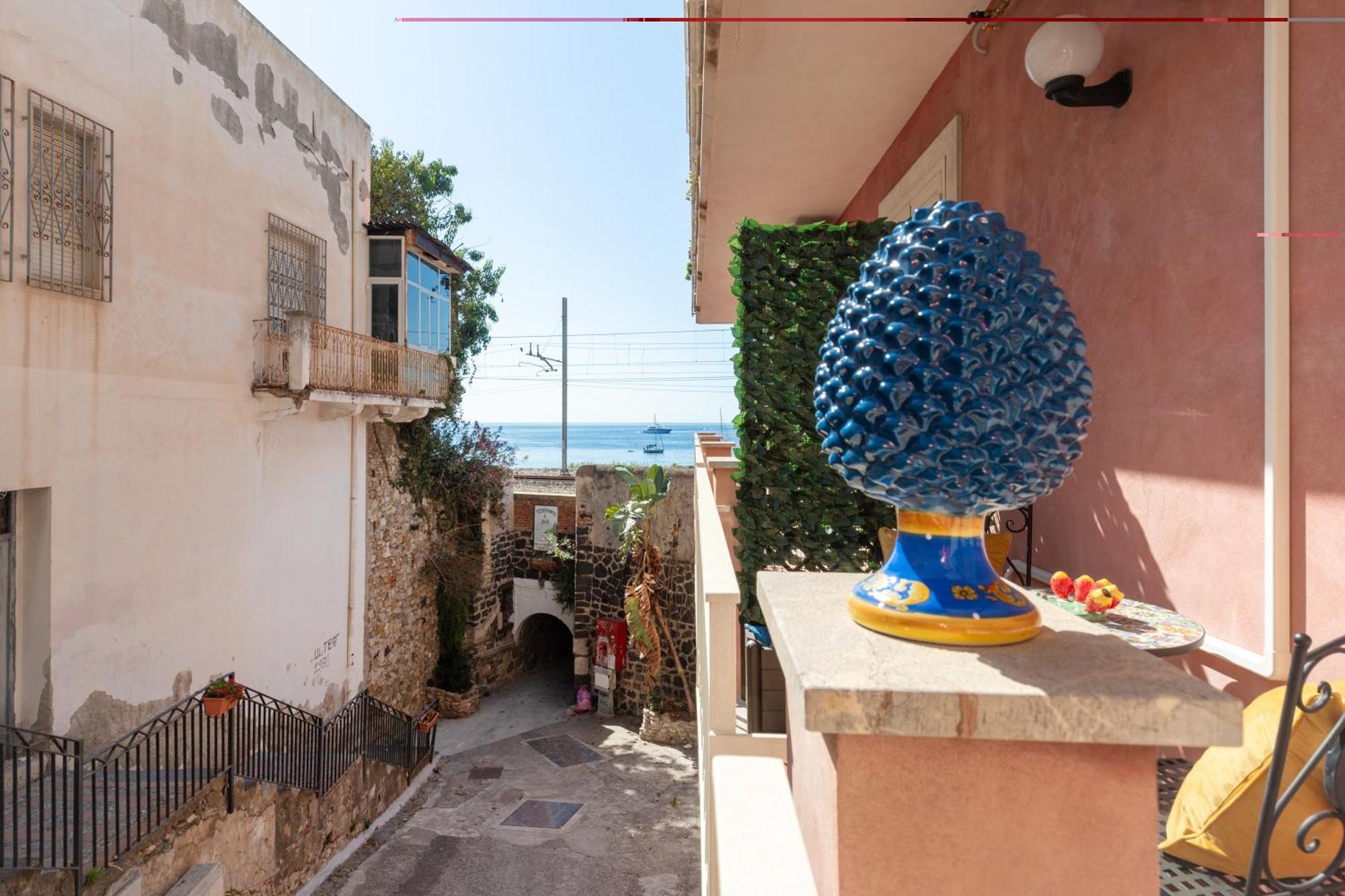 Sicilian House